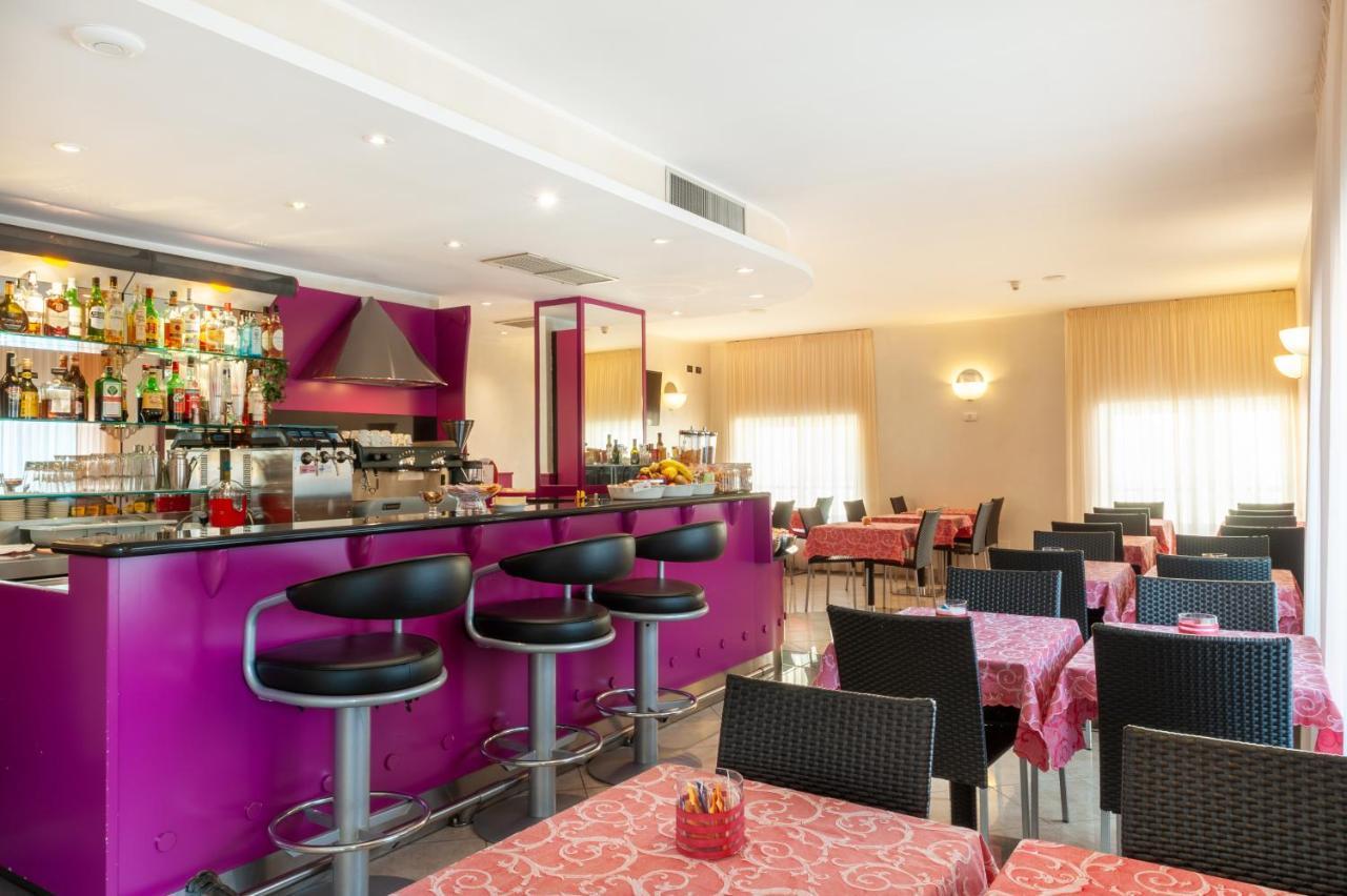 Augustus Hotel Biella Eksteriør billede