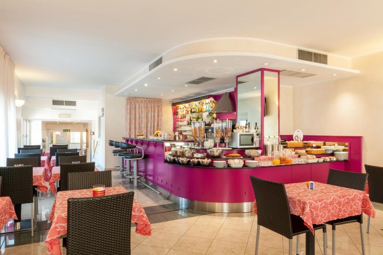 Augustus Hotel Biella Eksteriør billede
